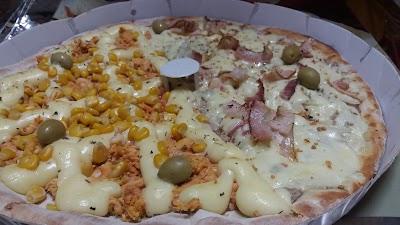 Pizzaria Emanuelly - Foto 1