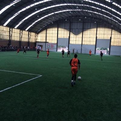 Planeta Bola / Restaurante Lazzarotto - Foto 1