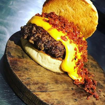 Loro Hamburgueria e Pizzaria