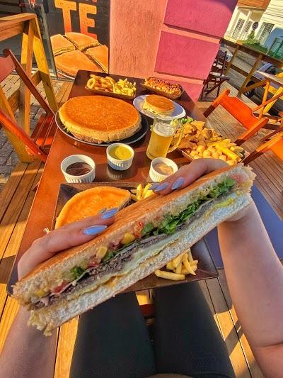 Tabernas Hambugueria Efapi - Foto 1