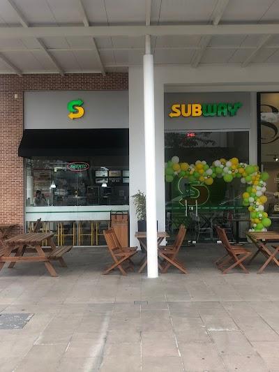 Subway Pedra Branca - Foto 1