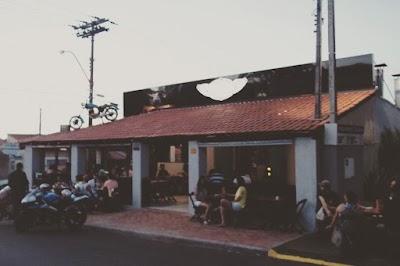 Freedom Road Bar - Foto 1