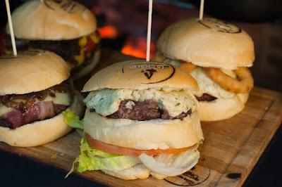 Brasino Artesanal na Brasa - Foto 1