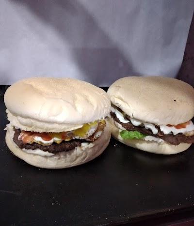 Bola lanches ⚽️ - Foto 1