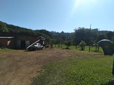 Bar do Osni Lanches em geral espaço pra lazer campo de futebol - Foto 1