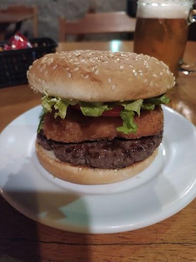 Restaurante & Hamburgueria Santa Marta - Foto 1