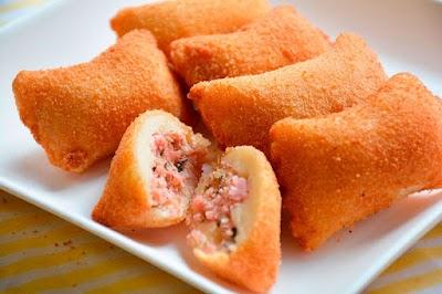 ROSA DE SARON DOCES E SALGADOS